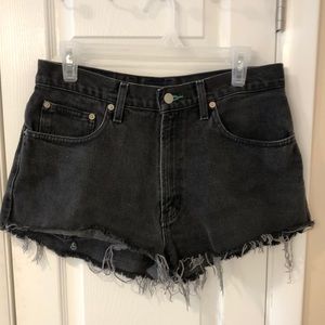 Tommy Hilfiger Denim Shorts! Size 31/34 💕